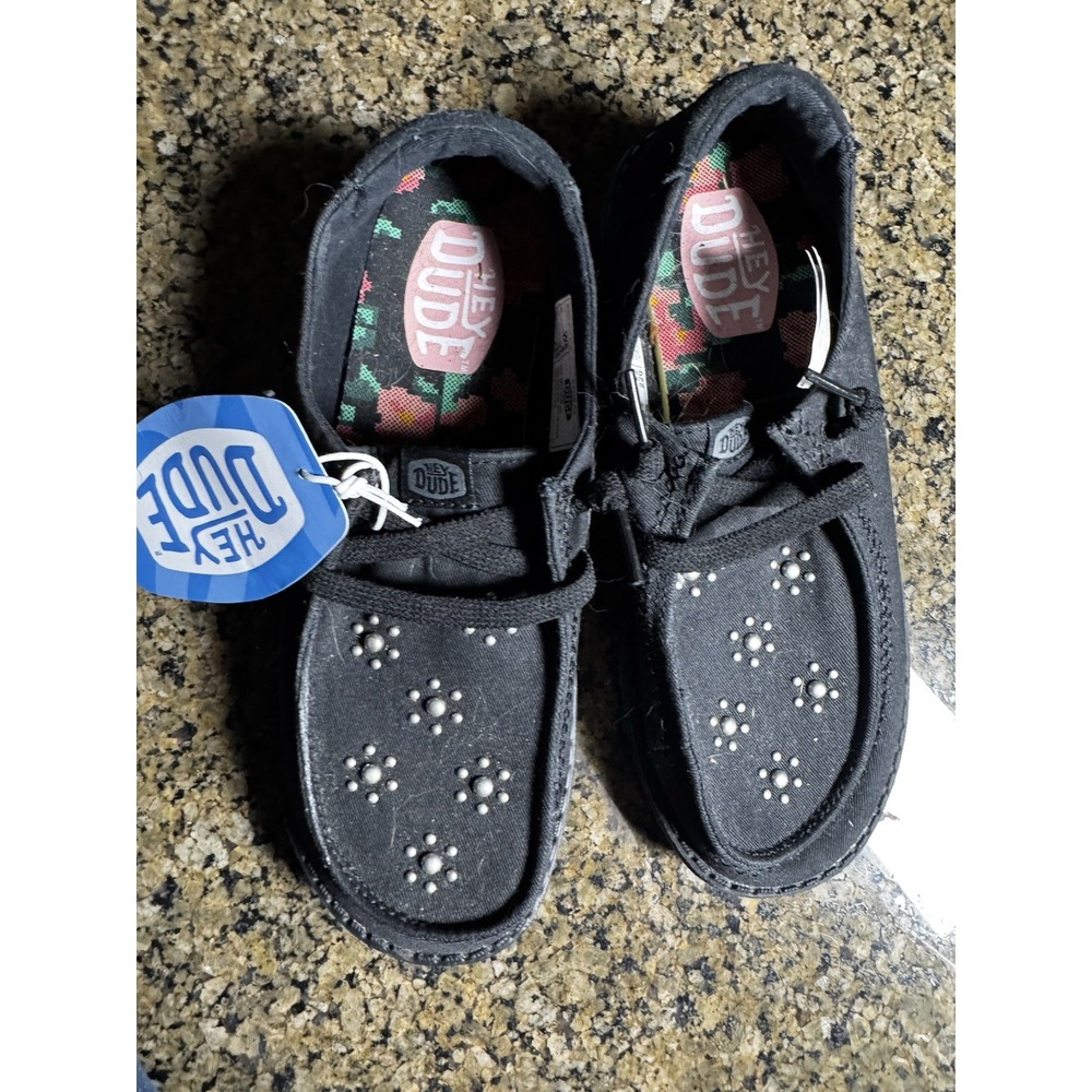 NWT Hey Dude Wendy Sox Shoes Womens Size 6 Gray "Star Stud" Slip On Casual SB22